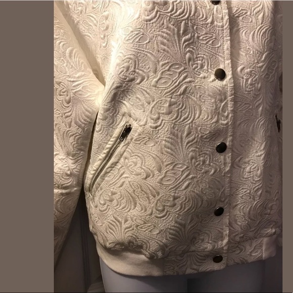 MUSTARD SEED Bomber Jacket Floral Off white Coat Textured Knit Snap silver close - Picture 5 of 8